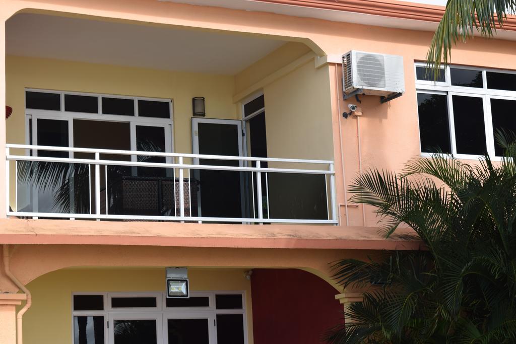 Baywatch Apartment La Gaulette Exterior foto